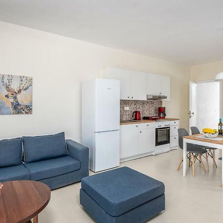 City Apartment Rhodes City ภายนอก รูปภาพ